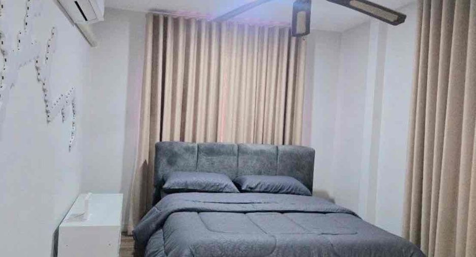 For rent 3 bedrooms villa in Bang Lamung, Chonburi