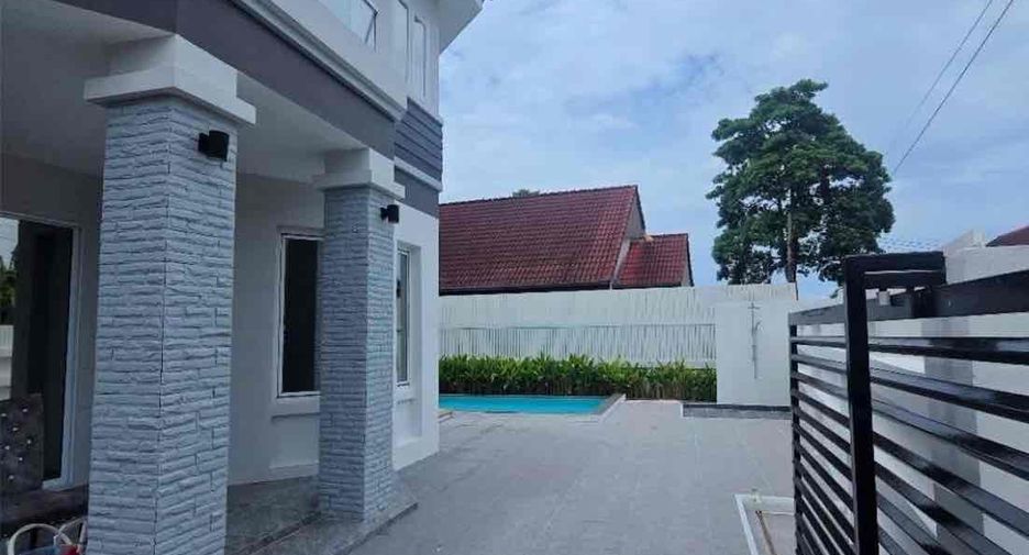 For rent 3 bedrooms villa in Bang Lamung, Chonburi