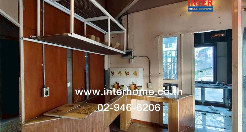 For sale 10 bedrooms apartment in Bang Khae, Bangkok