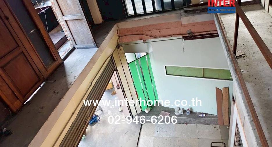 For sale 10 bedrooms apartment in Bang Khae, Bangkok