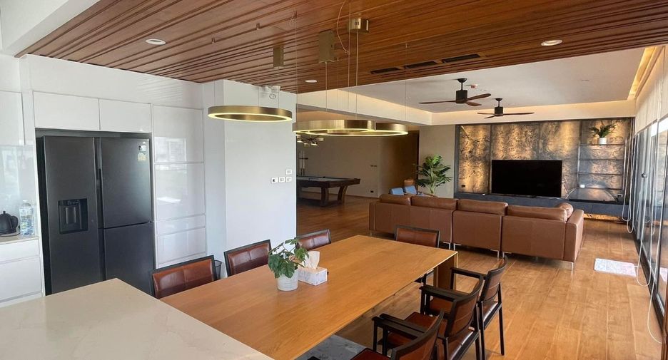 For rent and for sale 4 bedrooms condo in Watthana, Bangkok