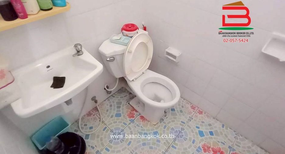 Wohnung zum Kauf mit 1 Zimmer in Bang Sao Thong, Samut Prakan