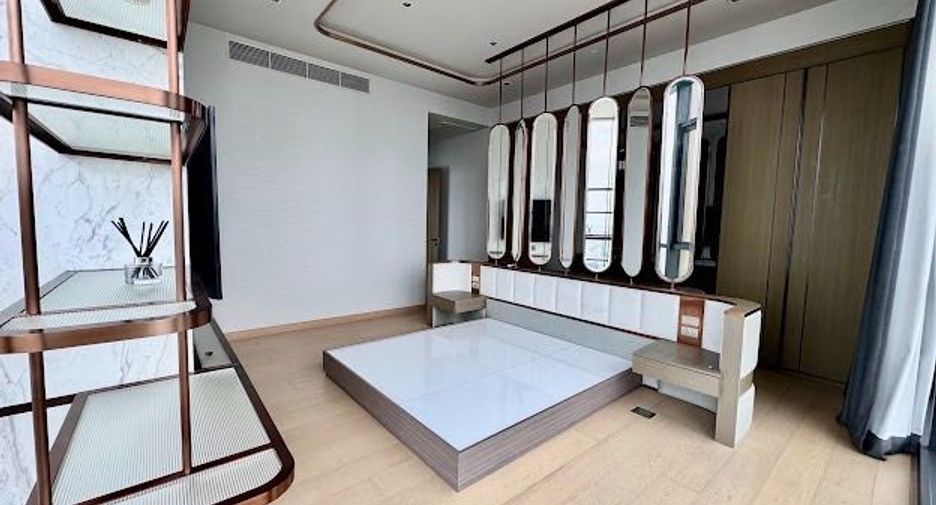 For rent and for sale 3 bedrooms condo in Watthana, Bangkok