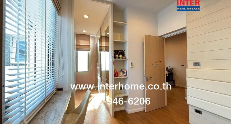 For sale 4 bedrooms house in Bang Kapi, Bangkok