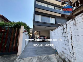 For sale 5 ベッドルーム house in Din Daeng, Bangkok