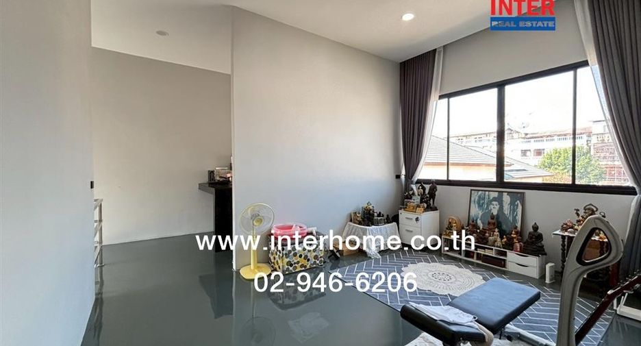 For sale 5 bedrooms house in Din Daeng, Bangkok
