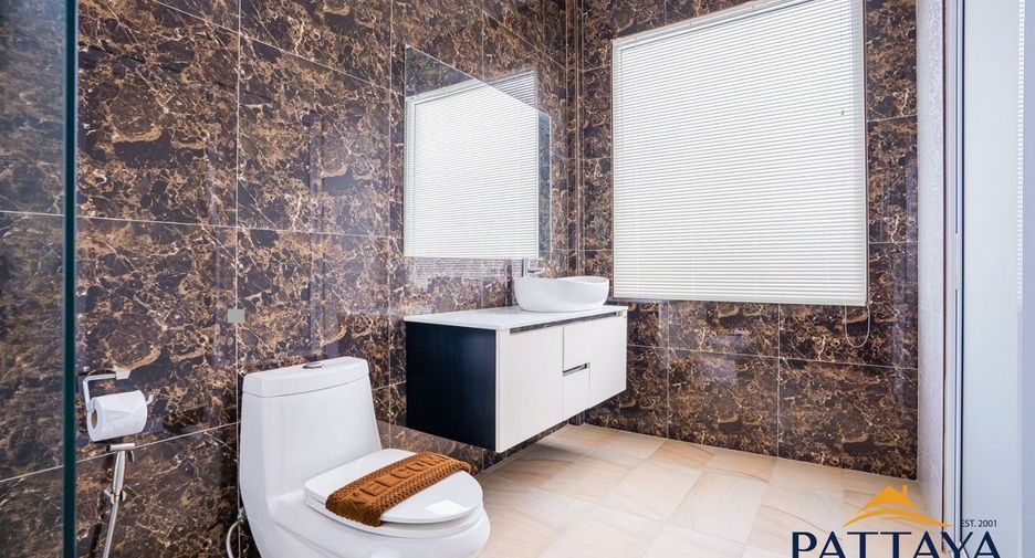 For rent 4 bedrooms house in Bang Lamung, Chonburi