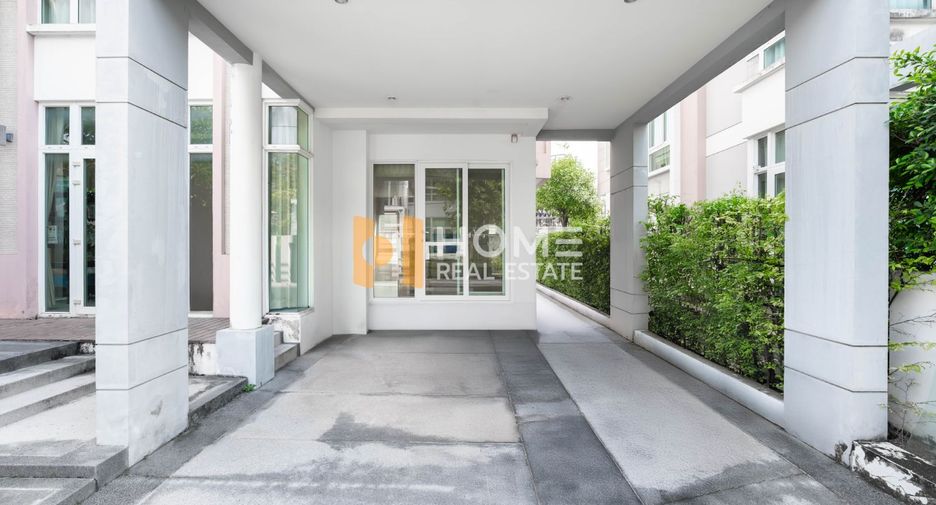 For sale 3 ベッドルーム house in Chatuchak, Bangkok