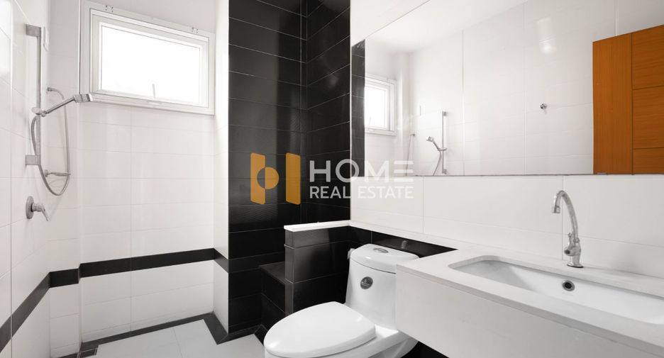 For sale 3 ベッドルーム house in Chatuchak, Bangkok