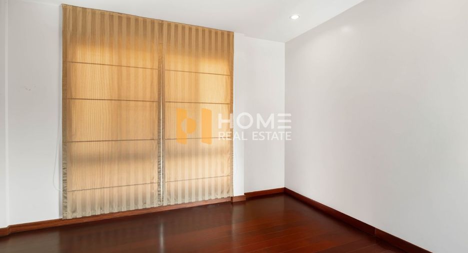 For sale 3 ベッドルーム house in Chatuchak, Bangkok