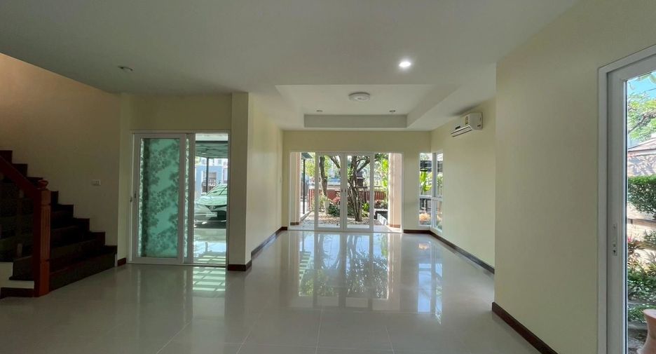 For rent and for sale 3 bedrooms house in Pak Kret, Nonthaburi