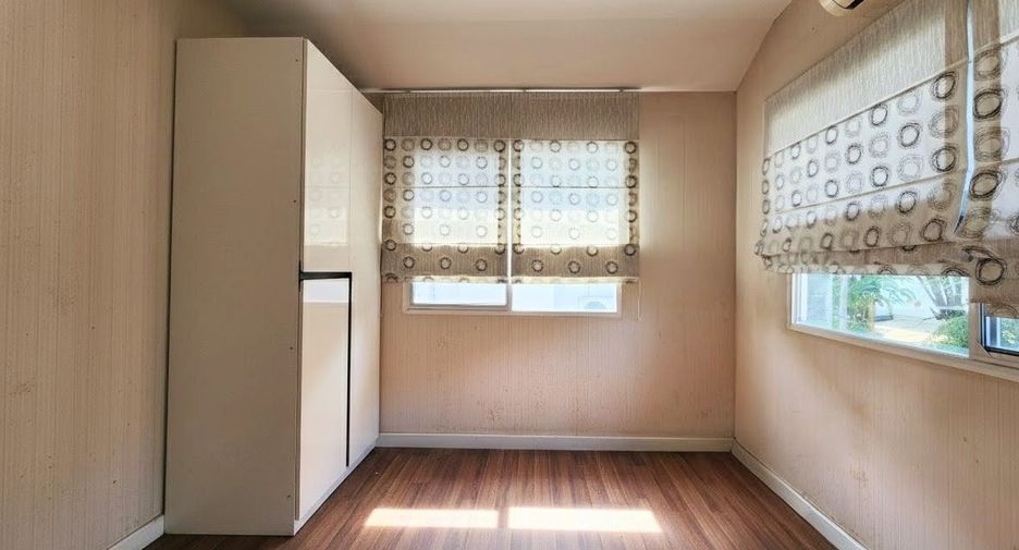 Haus zum Kauf mit 3 Zimmer in Sai Mai, Bangkok