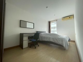 For sale 1 bed condo in Watthana, Bangkok