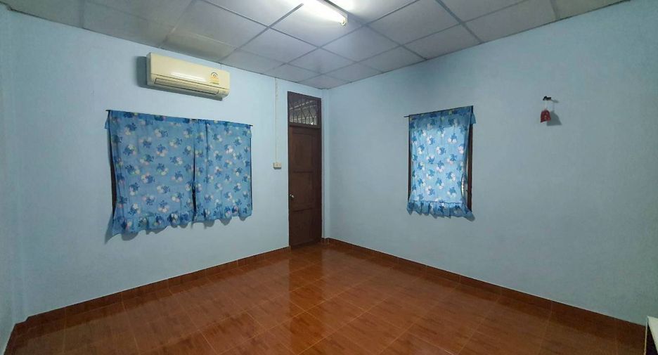 Local comercial en venta de 4 habitaciones en Sathon, Bangkok
