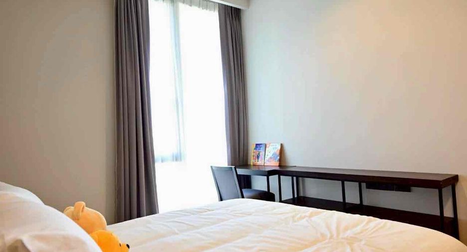 For rent 4 bedrooms apartment in Khlong Toei, Bangkok
