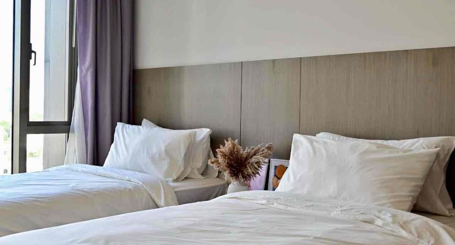 For rent 4 bedrooms apartment in Khlong Toei, Bangkok