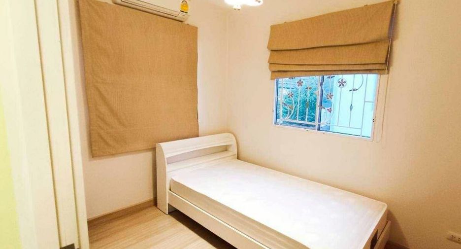 For sale 3 bedrooms townhouse in Mueang Nonthaburi, Nonthaburi