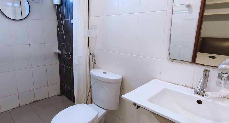 Reihenhaus zum Kauf mit 3 Zimmer in Ban Bueng, Chonburi