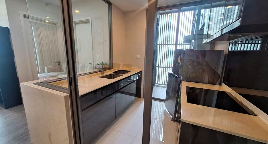 Condo en venta de 2 habitaciones en Khlong Toei, Bangkok