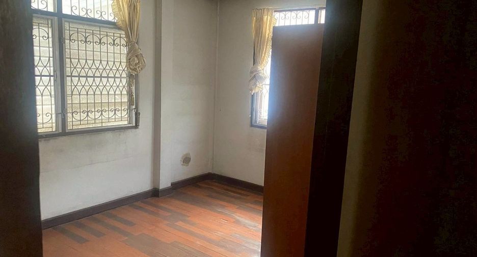 Terreno en venta en Mueang Nonthaburi, Nonthaburi