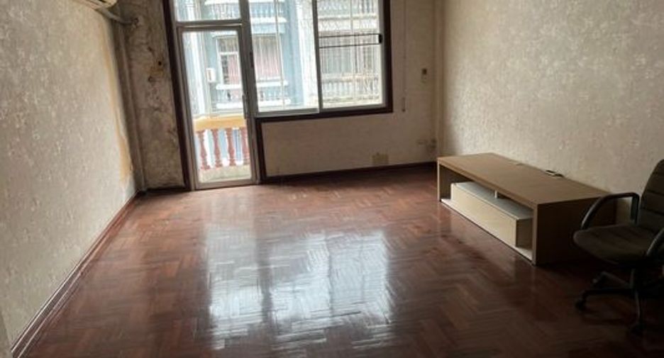 For sale 1 bed retail Space in Phra Pradaeng, Samut Prakan