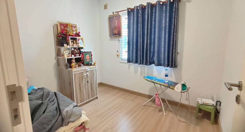 Reihenhaus zum Kauf mit 3 Zimmer in Mueang Samut Sakhon, Samut Sakhon