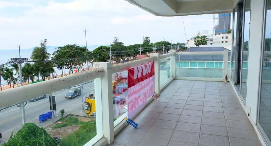 For rent and for sale 3 bedrooms condo in Jomtien, Pattaya