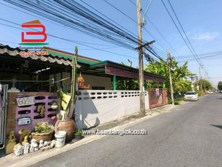 For sale 2 ベッドルーム house in Sai Mai, Bangkok