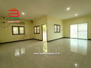 For sale 2 ベッドルーム house in Sai Mai, Bangkok
