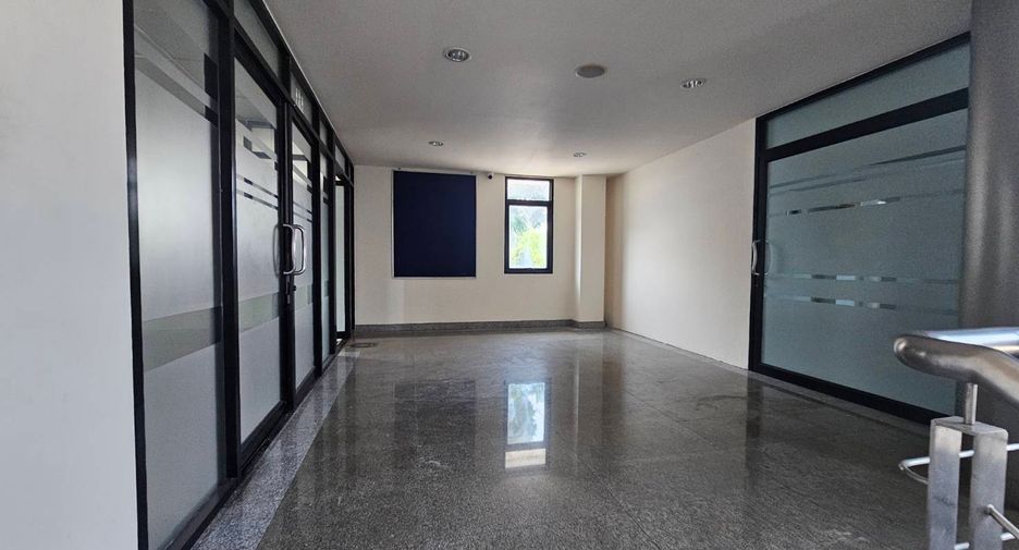 For rent and for sale 10 bedrooms retail Space in Bang Khen, Bangkok