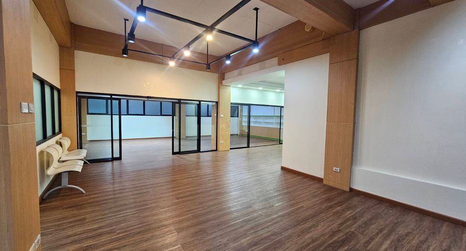For rent and for sale 10 bedrooms retail Space in Bang Khen, Bangkok