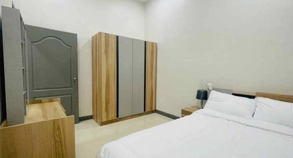 For rent 4 bedrooms house in Mueang Phuket, Phuket