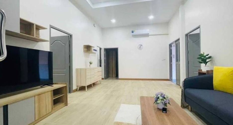 For rent 4 bedrooms house in Mueang Phuket, Phuket