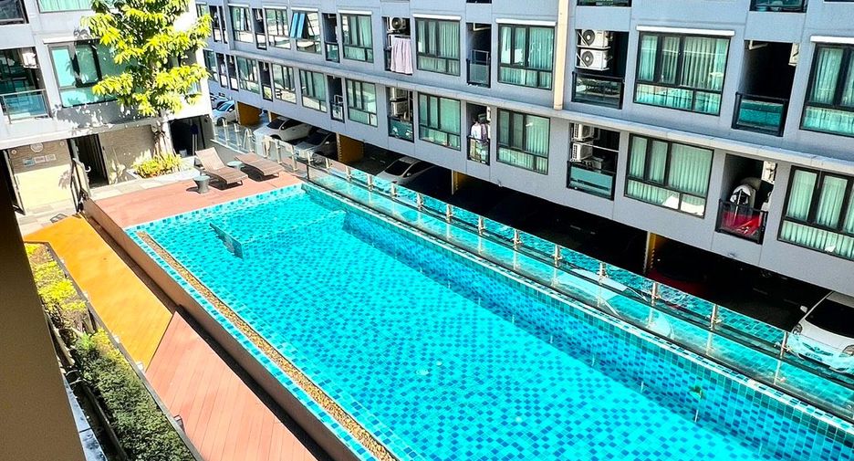 For sale 1 bed condo in Min Buri, Bangkok