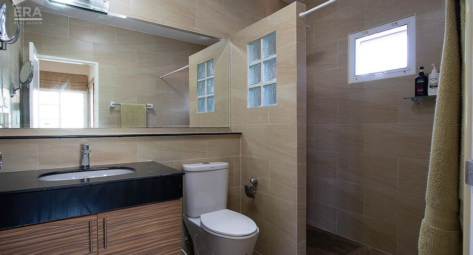 For sale 3 ベッドルーム house in Ban Chang, Rayong