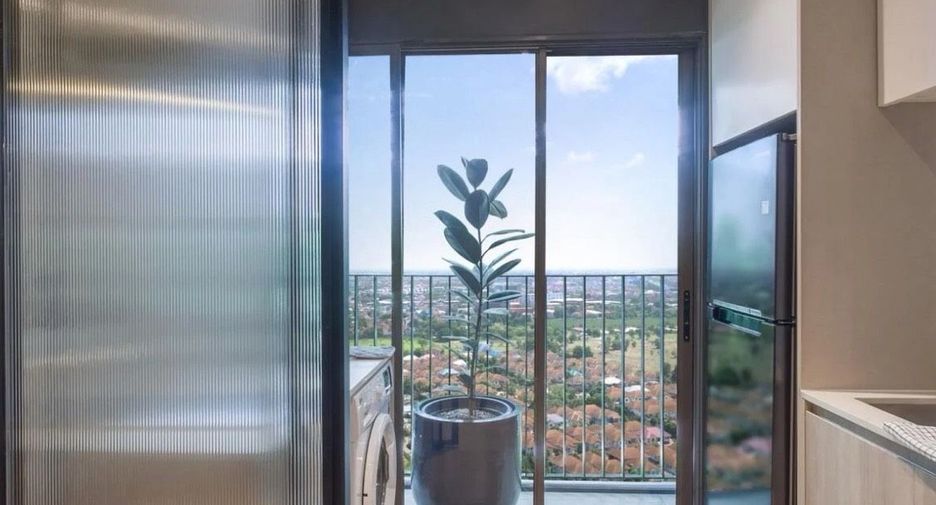 À vendre 1 chambre condo à Bang Kapi, Bangkok