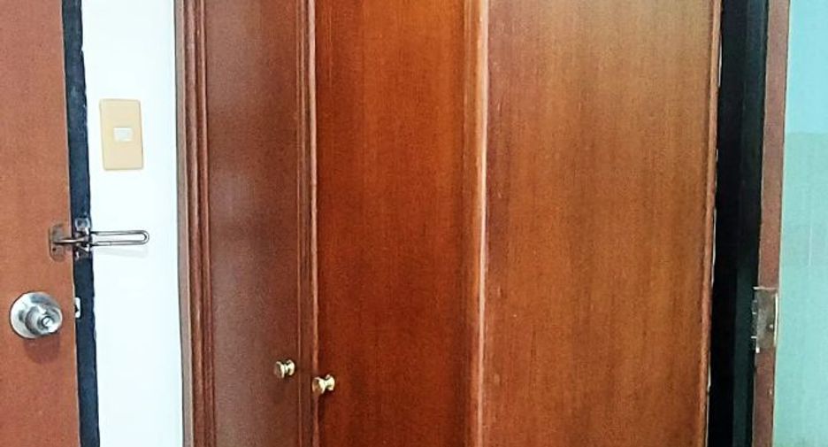 For sale 1 bed condo in Mueang Rayong, Rayong