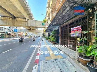 For sale 3 bedrooms retail Space in Bang Phlat, Bangkok