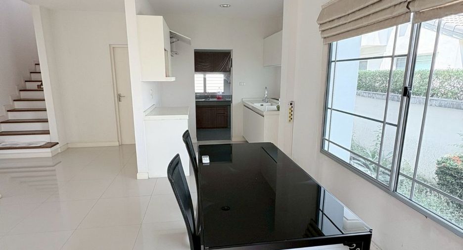 À vendre 3 chambres maison à Pak Kret, Nonthaburi