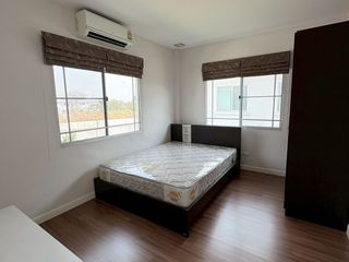 À vendre 3 chambres maison à Pak Kret, Nonthaburi