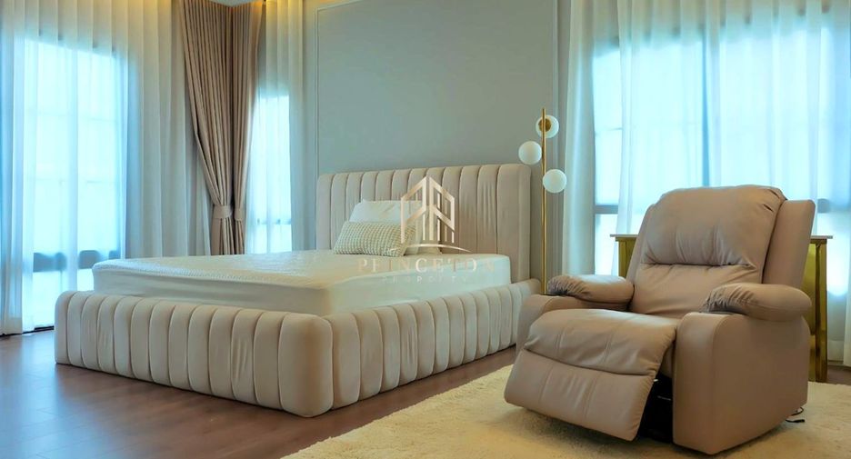 Haus zur Miete mit 5 Zimmer in Bang Phli, Samut Prakan