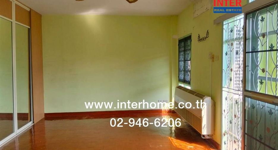 For sale 3 bedrooms townhouse in Bueng Kum, Bangkok