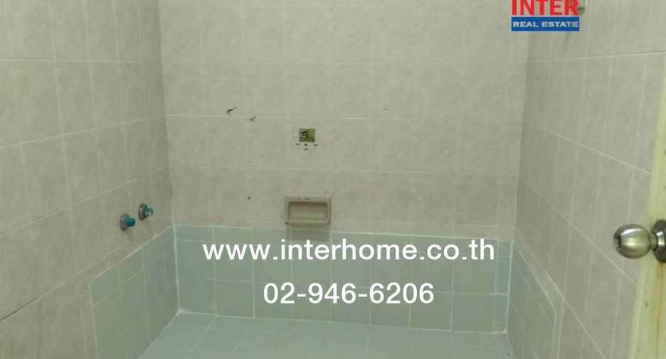 For sale 3 bedrooms townhouse in Bueng Kum, Bangkok