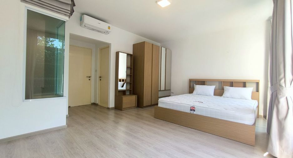 For rent 2 bedrooms townhouse in Bang Phli, Samut Prakan