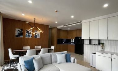 À louer 2 chambres condo à Pathum Wan, Bangkok