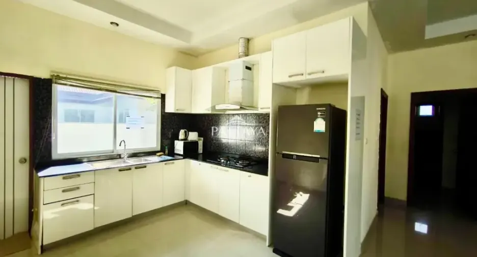 For rent and for sale 3 bedrooms villa in Bang Lamung, Chonburi