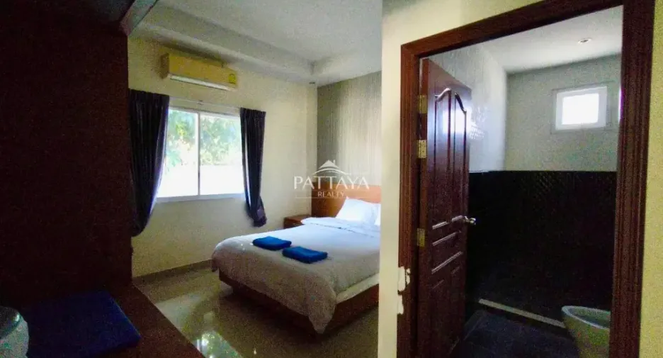For rent and for sale 3 bedrooms villa in Bang Lamung, Chonburi