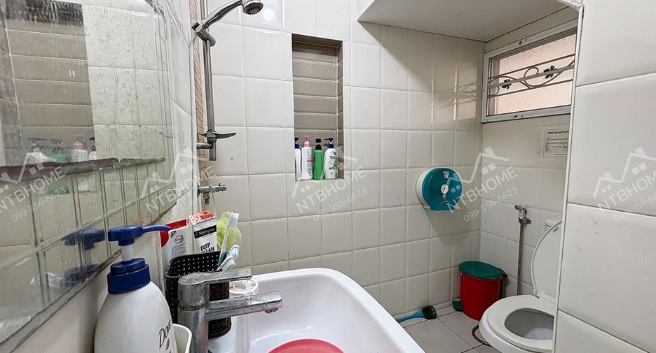 Reihenhaus zum Kauf mit 4 Zimmer in Bang Kruai, Nonthaburi
