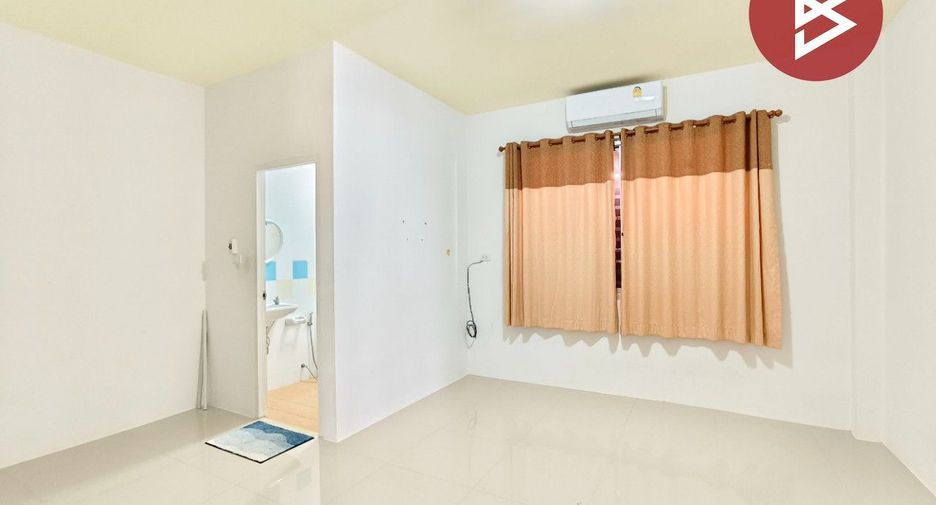 For sale 3 bedrooms house in Mueang Chanthaburi, Chanthaburi