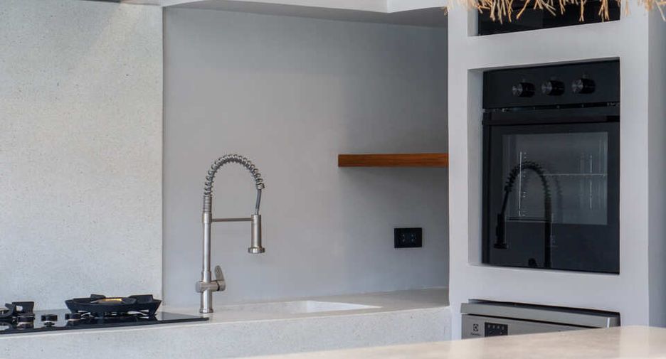 For rent 3 bedrooms villa 